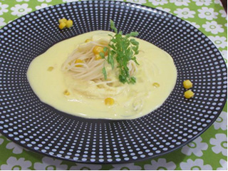 フレッシュコーンのスープパスタ